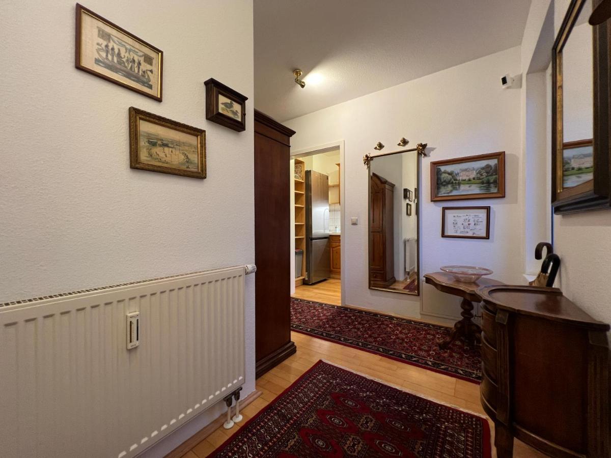 Maisonette Penthouse: Spacious 8-Person Retreat with Netflix & Terrace Karlsruhe Exterior photo